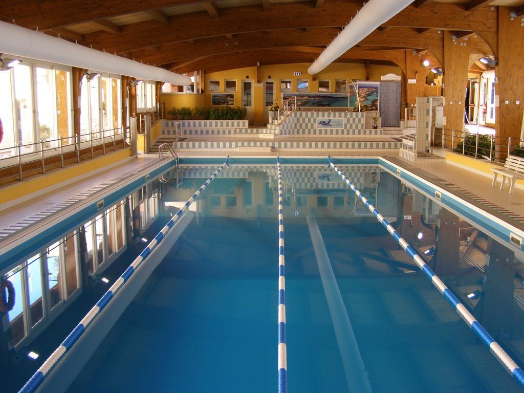 Le Nereidi Hotel & Residence Con Piscina-Tennis-Fitness-Parcheggio Coperto-Sala Conferenze La Maddalena  Exterior foto