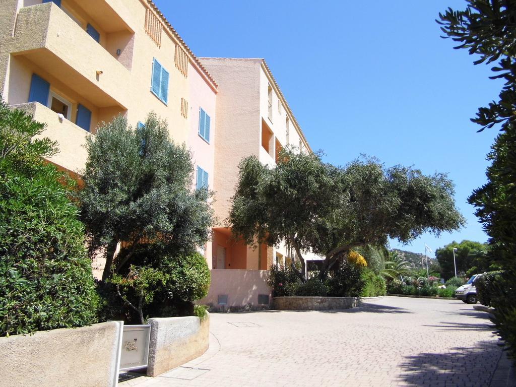 Le Nereidi Hotel & Residence Con Piscina-Tennis-Fitness-Parcheggio Coperto-Sala Conferenze La Maddalena  Exterior foto