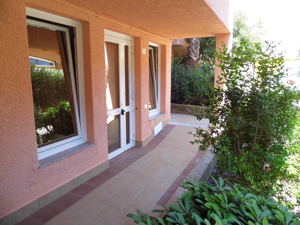 Le Nereidi Hotel & Residence Con Piscina-Tennis-Fitness-Parcheggio Coperto-Sala Conferenze La Maddalena  Exterior foto
